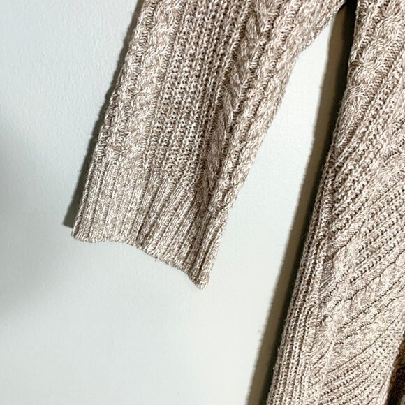 5/$25 New York & Co elbow sleeve tunic length pullover sweater - Picture 3 of 10
